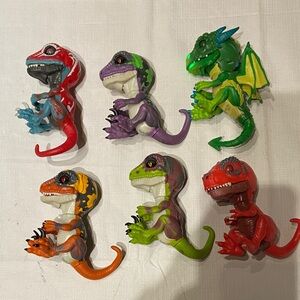 Wowwee Fingerlings Chomping Dinosaurs
